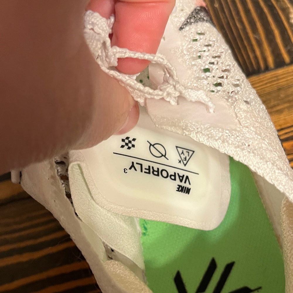 Nike Women's ZoomX Vaporfly 3 Running White/Bright Crimson - Picture 5 of 16